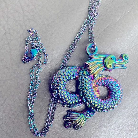 Rainbow 🌈 Chinese dragon 🐉 boho Necklace - Picture 10 of 12